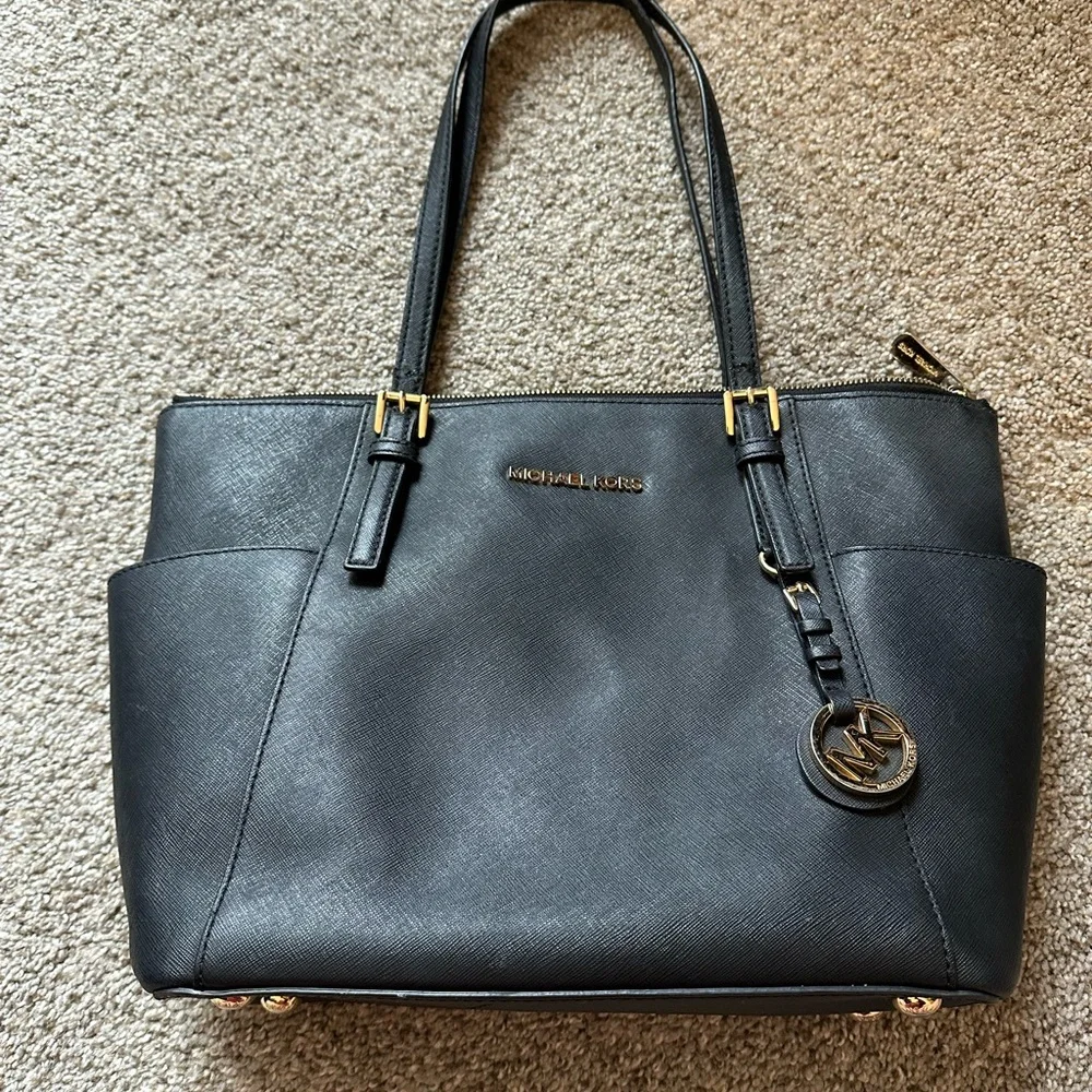 Michael Kors Saffiano Jet Set Black Leather Handbag